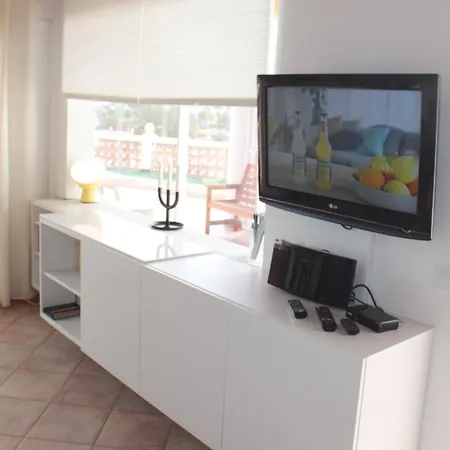 Grosses Modernes Ferienapartment Atlantico Daire *